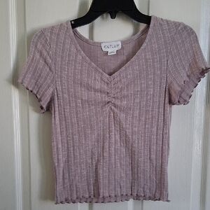 Women's Ribbed V-Neck Crop Top - Lilac